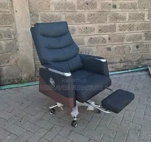 Modern Executive Leather Office Chair – Heavy Duty Design