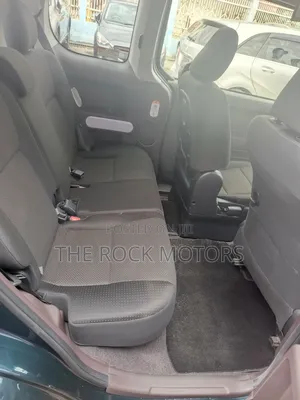 Toyota Spade 2019 Blue
