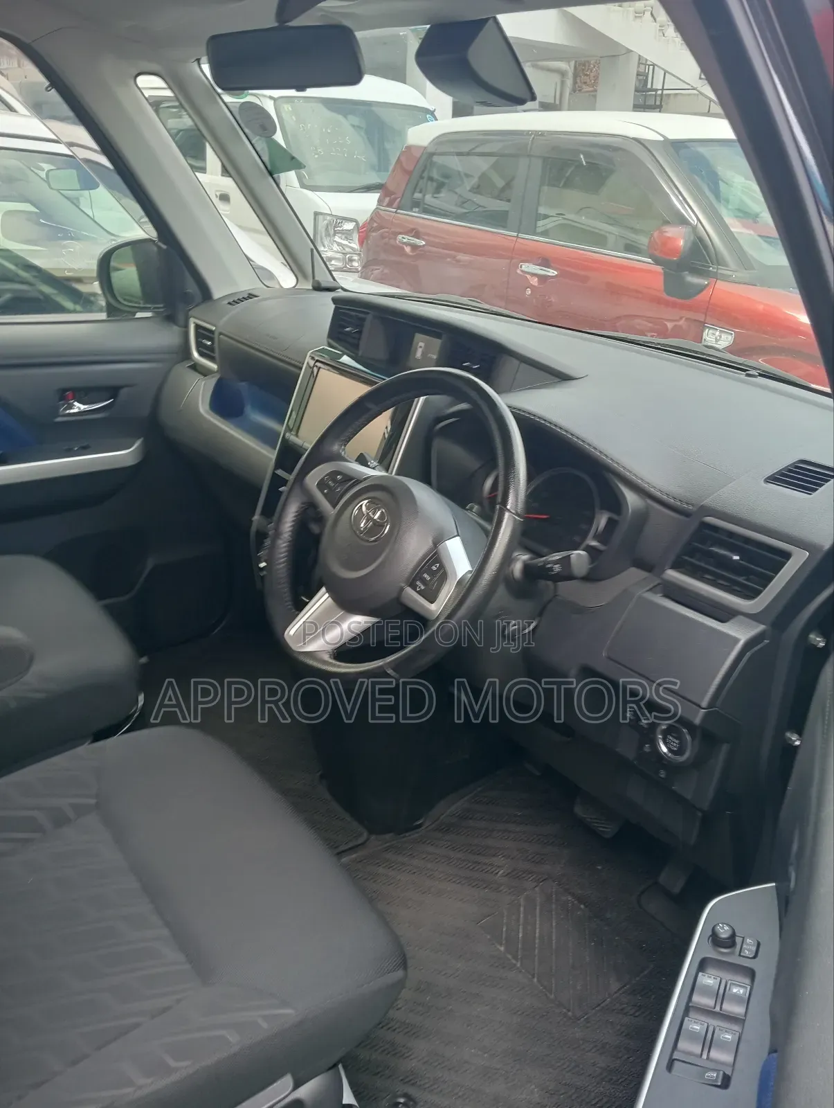 Toyota Roomy 2018 Black