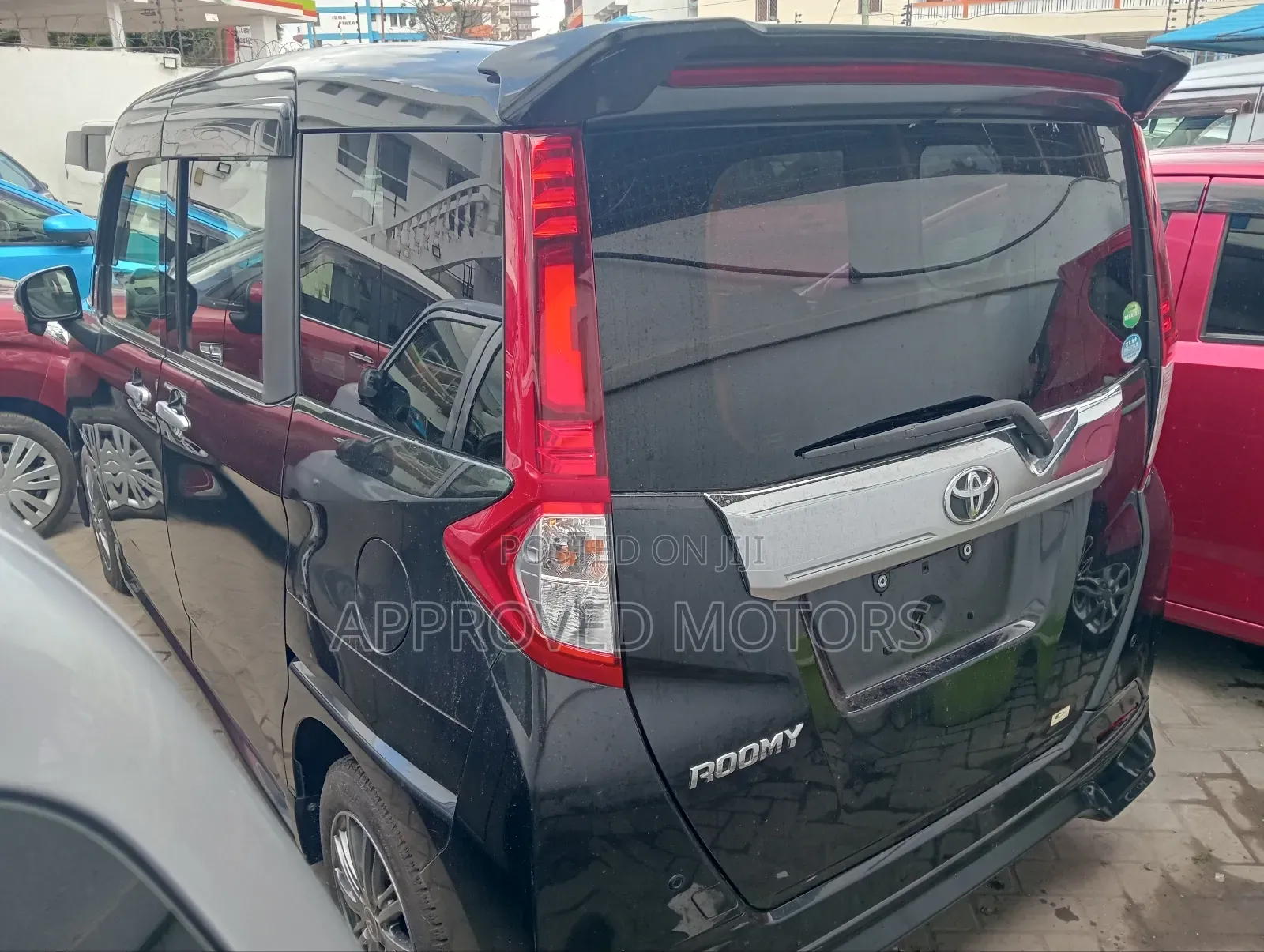 Toyota Roomy 2018 Black