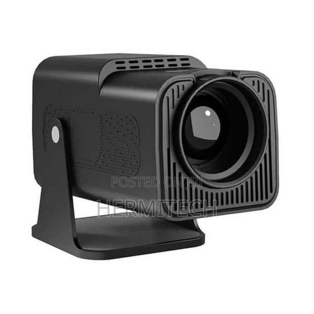  Resolution Projector With a Display of 150 Inches Hy 320
