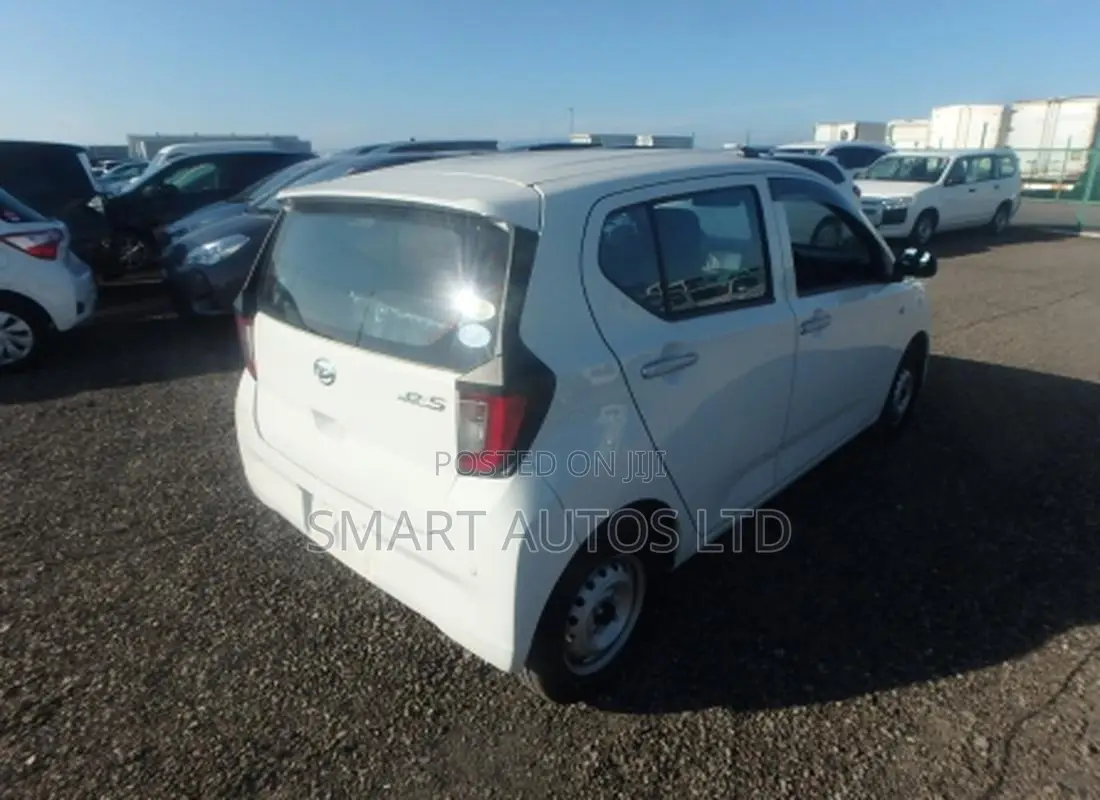 Daihatsu Mira 2018 White