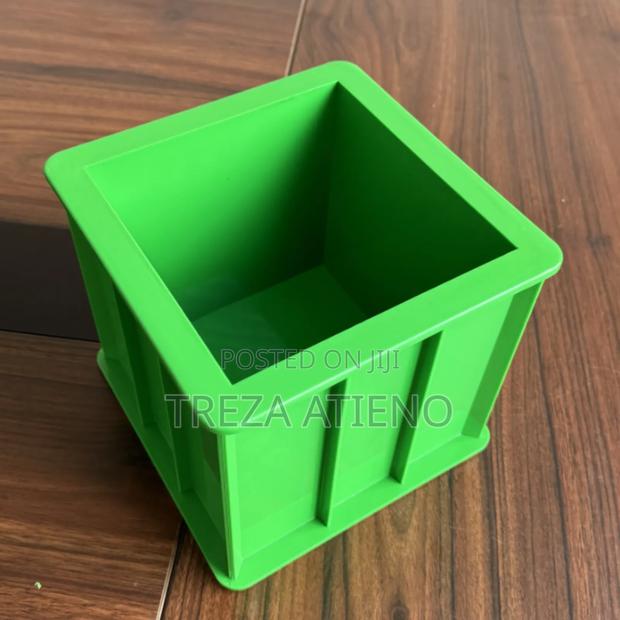 Trial Cube Mould