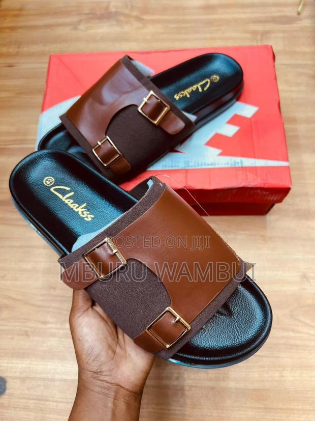 Clarks Slides - main view