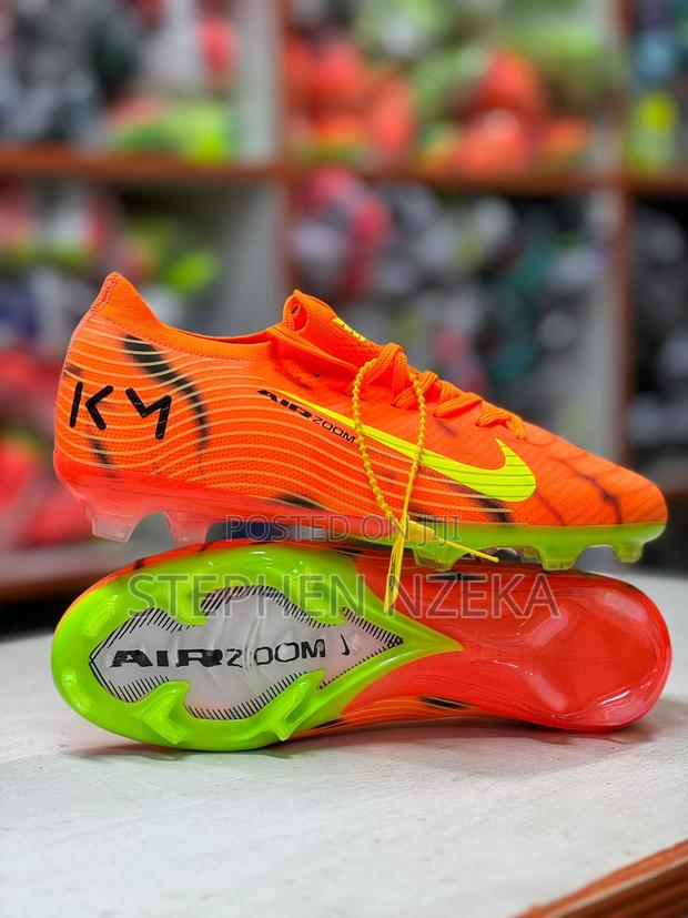 Pair of Foot Ball Boosts - thumbnail 3