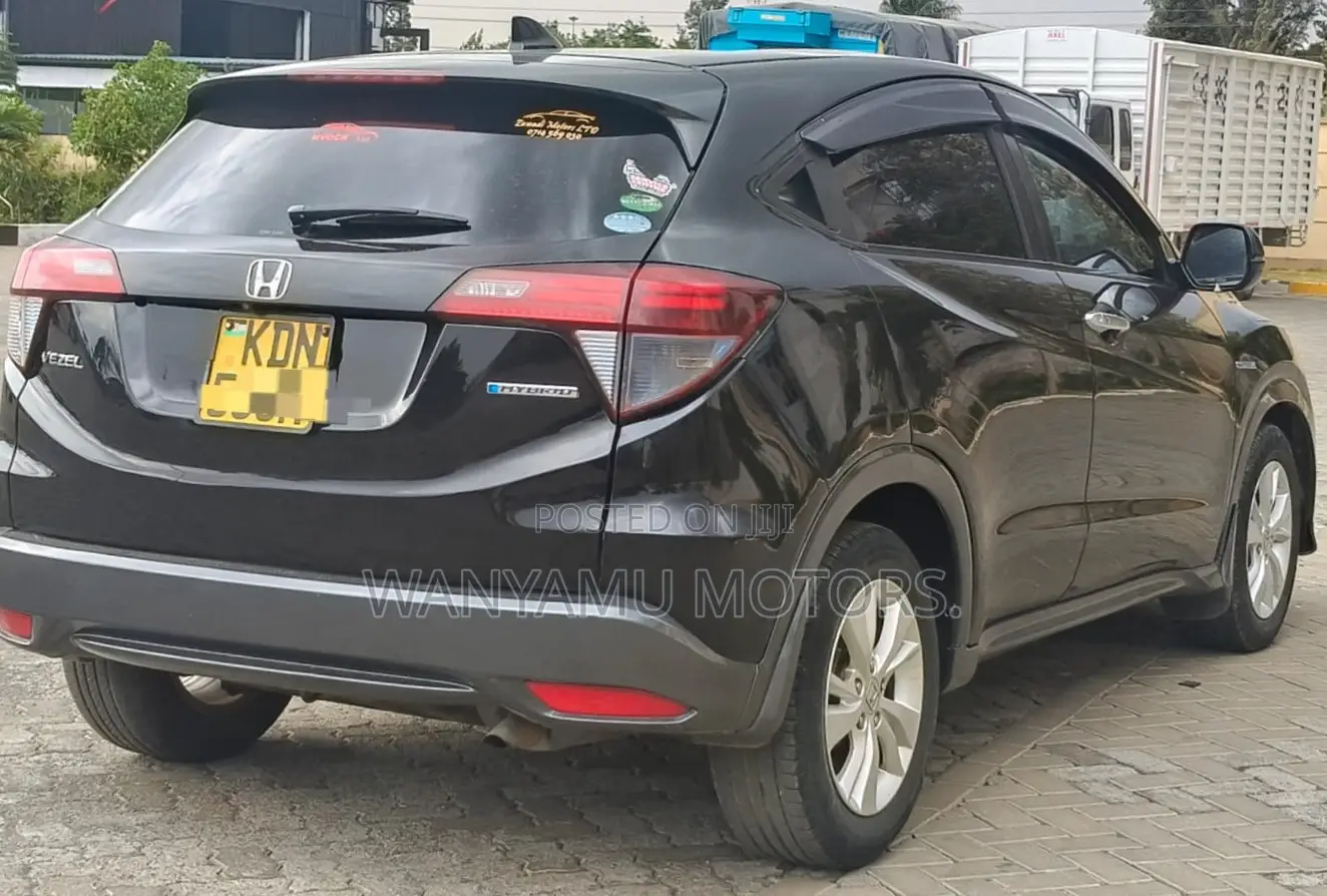 Honda Vezel 2016 Black