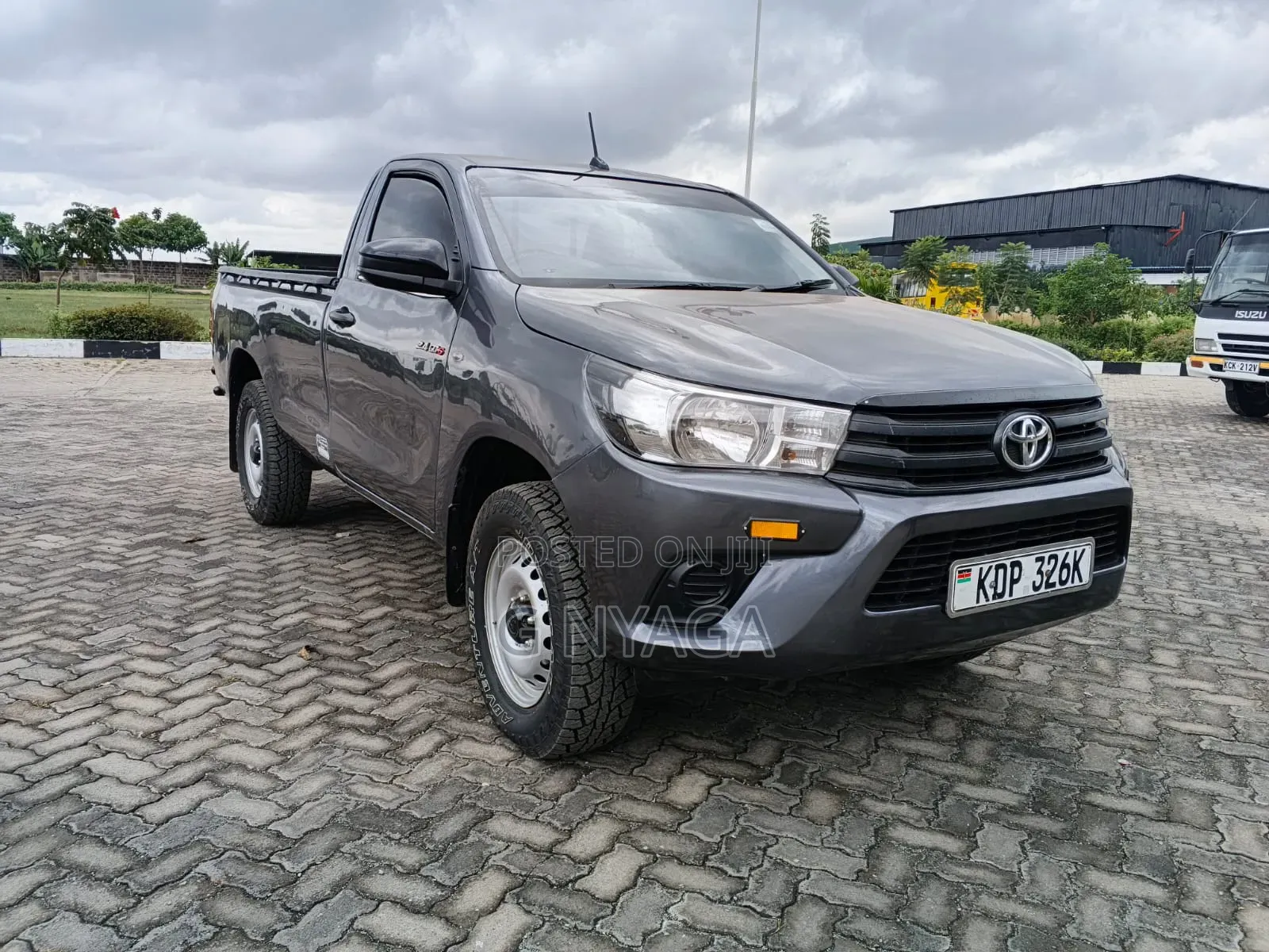 Toyota Hilux 2023 Gray
