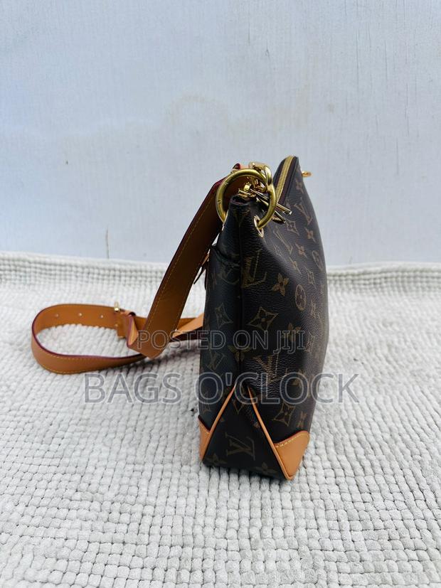 Authentic Louis Vuitton Odeon Nm Pm Monogram Canvas Crossbody Bag