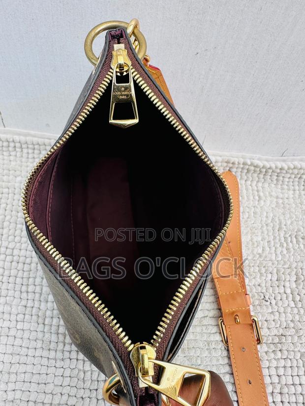 Authentic Louis Vuitton Odeon Nm Pm Monogram Canvas Crossbody Bag - thumbnail 3