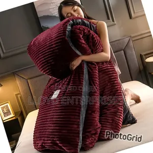 Single Velvet Woollen* Duvets