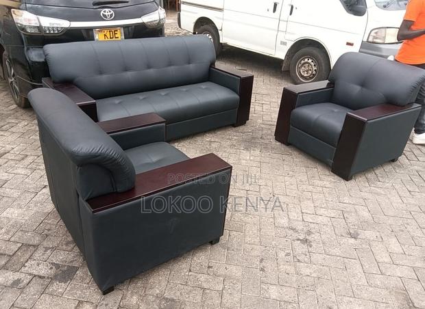 Office Sofas; 5 Seater Executive Leather Reception-Waiting Sofas - thumbnail 14