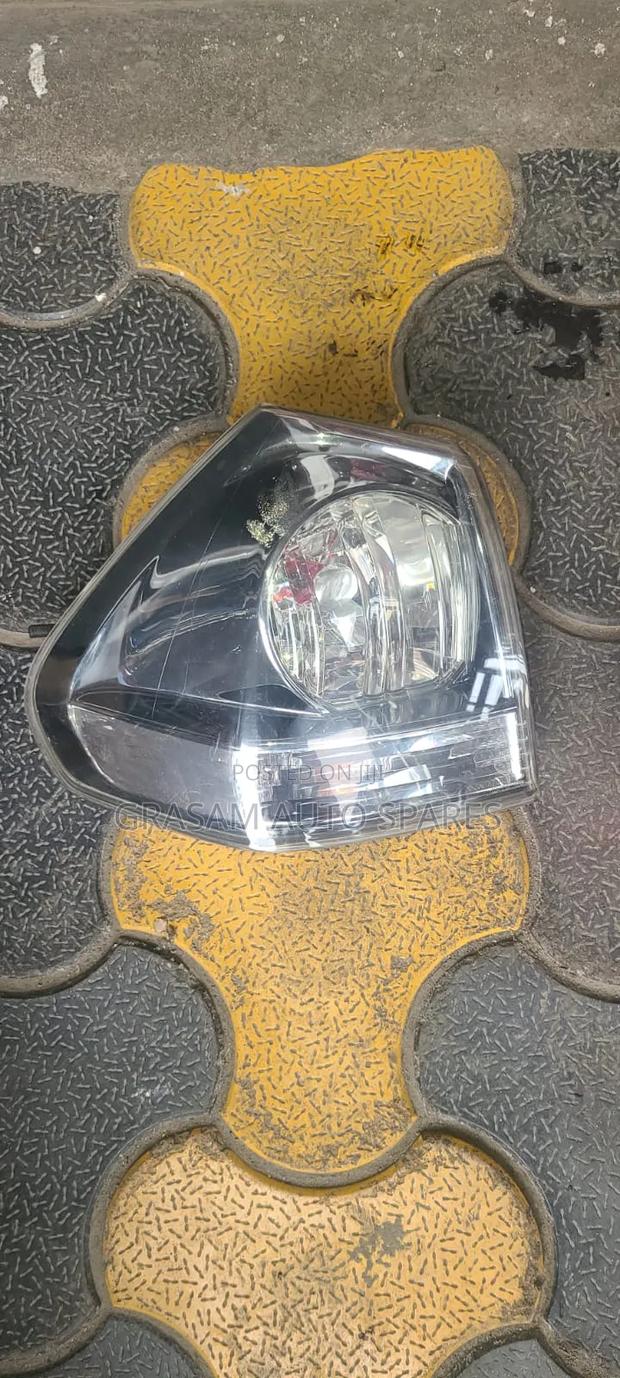 Toyota Harrier 240 Backlight