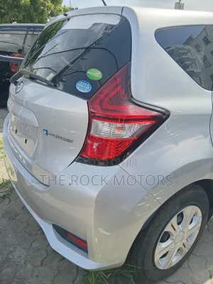 Nissan Note 2018 Silver