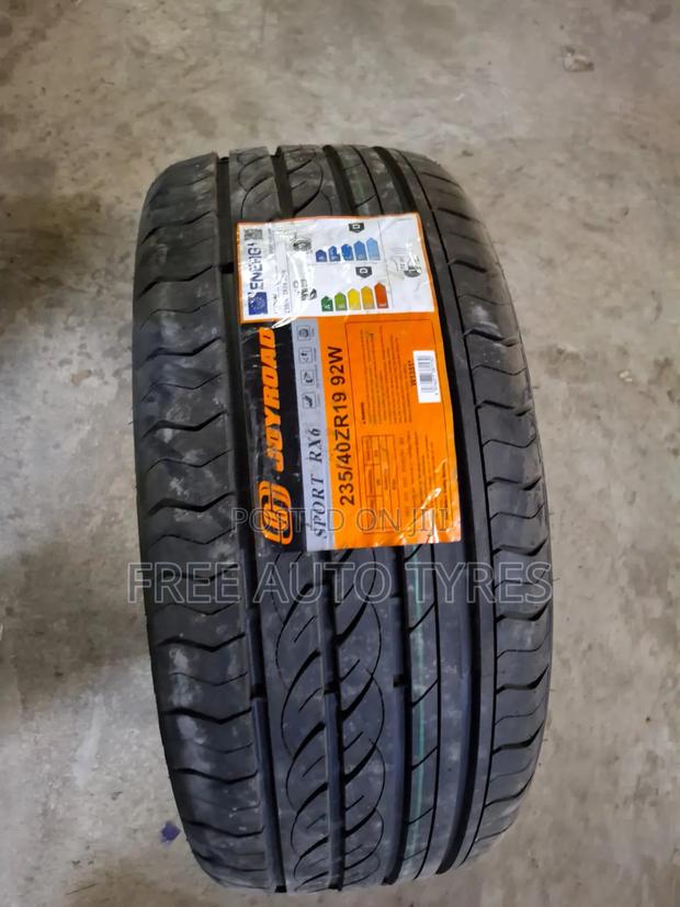 235/40zr18 Joyroad
