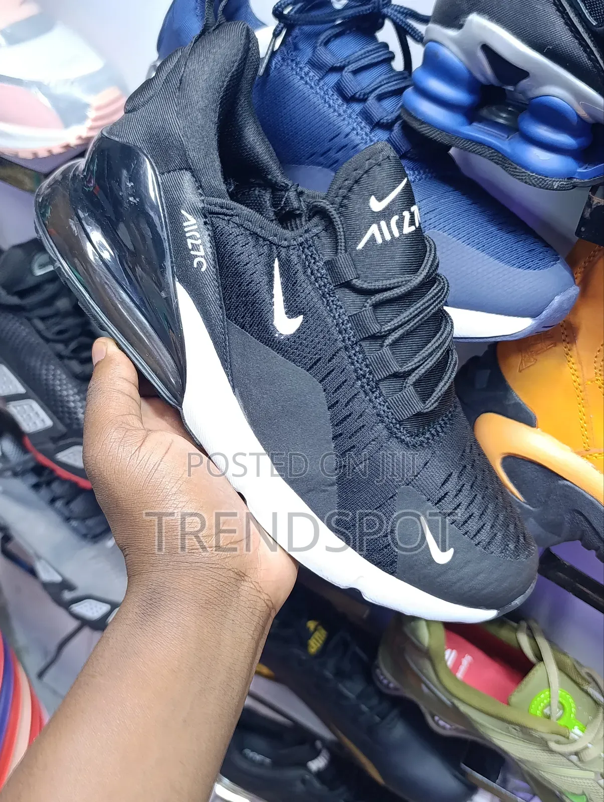 Airmax 270 Black White