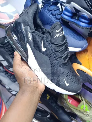 Airmax 270 Black White