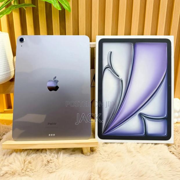 New Apple iPad Air 128 GB Gray