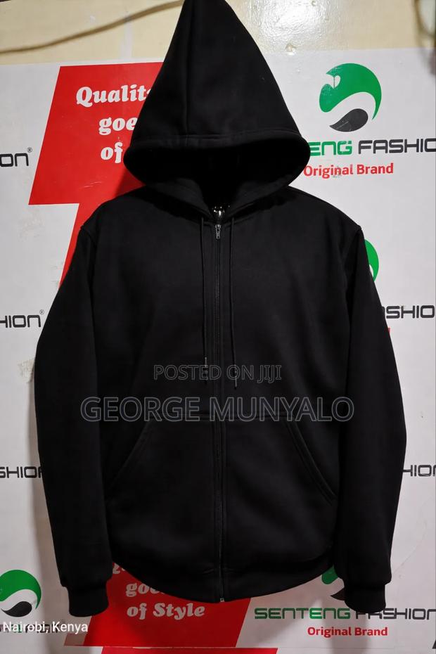 Black Zipped Hoodie