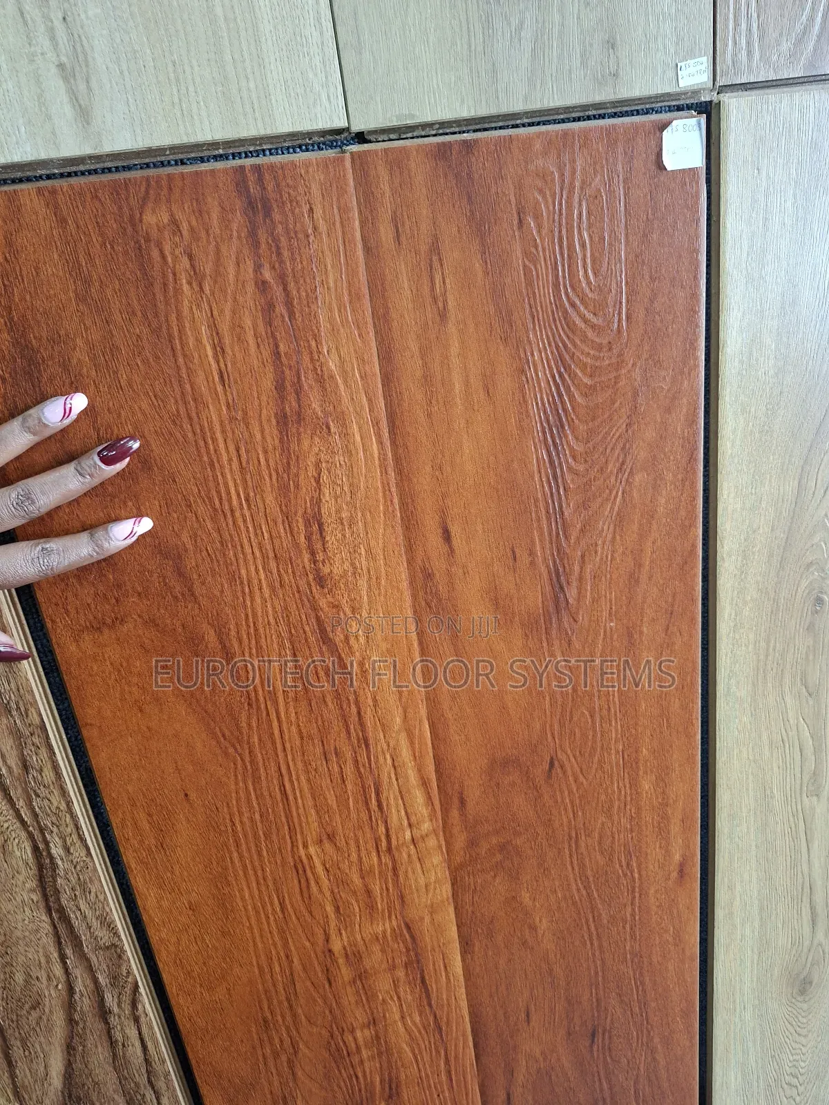 Laminates Flooring