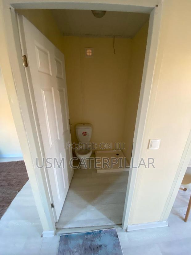 Container Office Airbnb - thumbnail 11