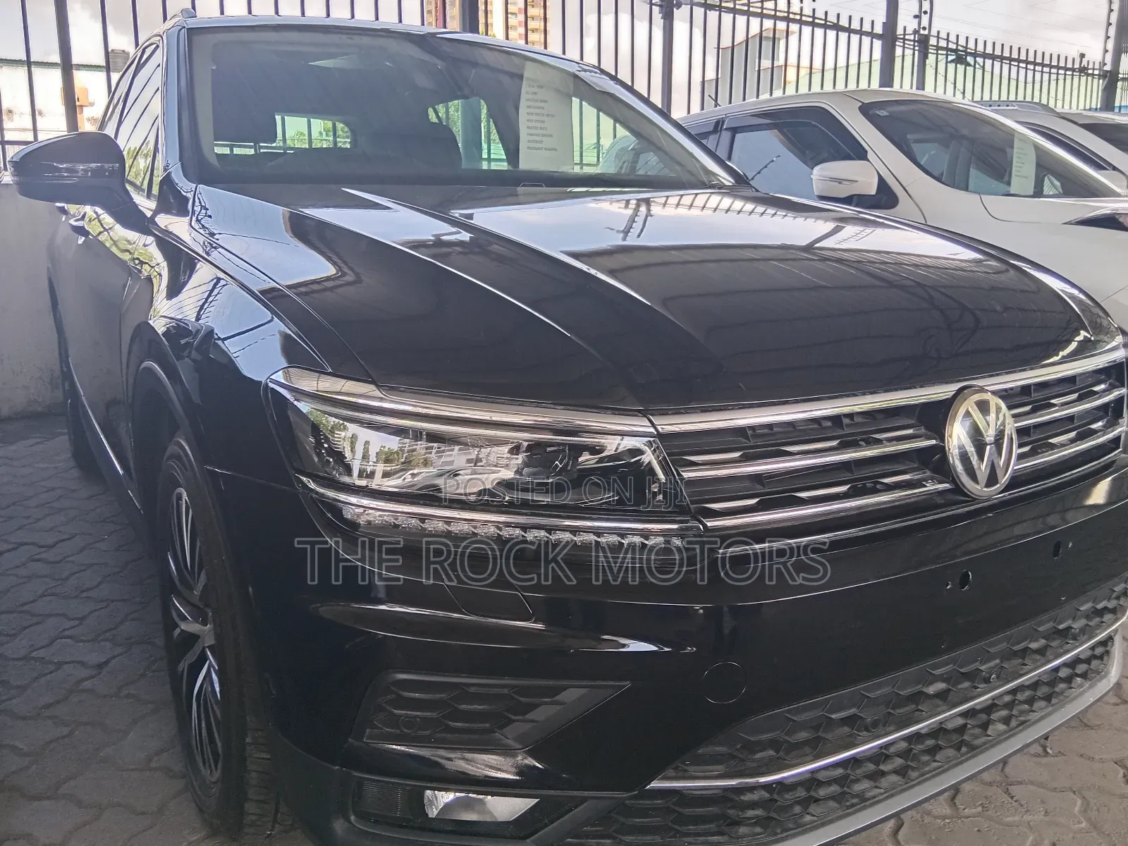 Volkswagen Tiguan 2019 Black