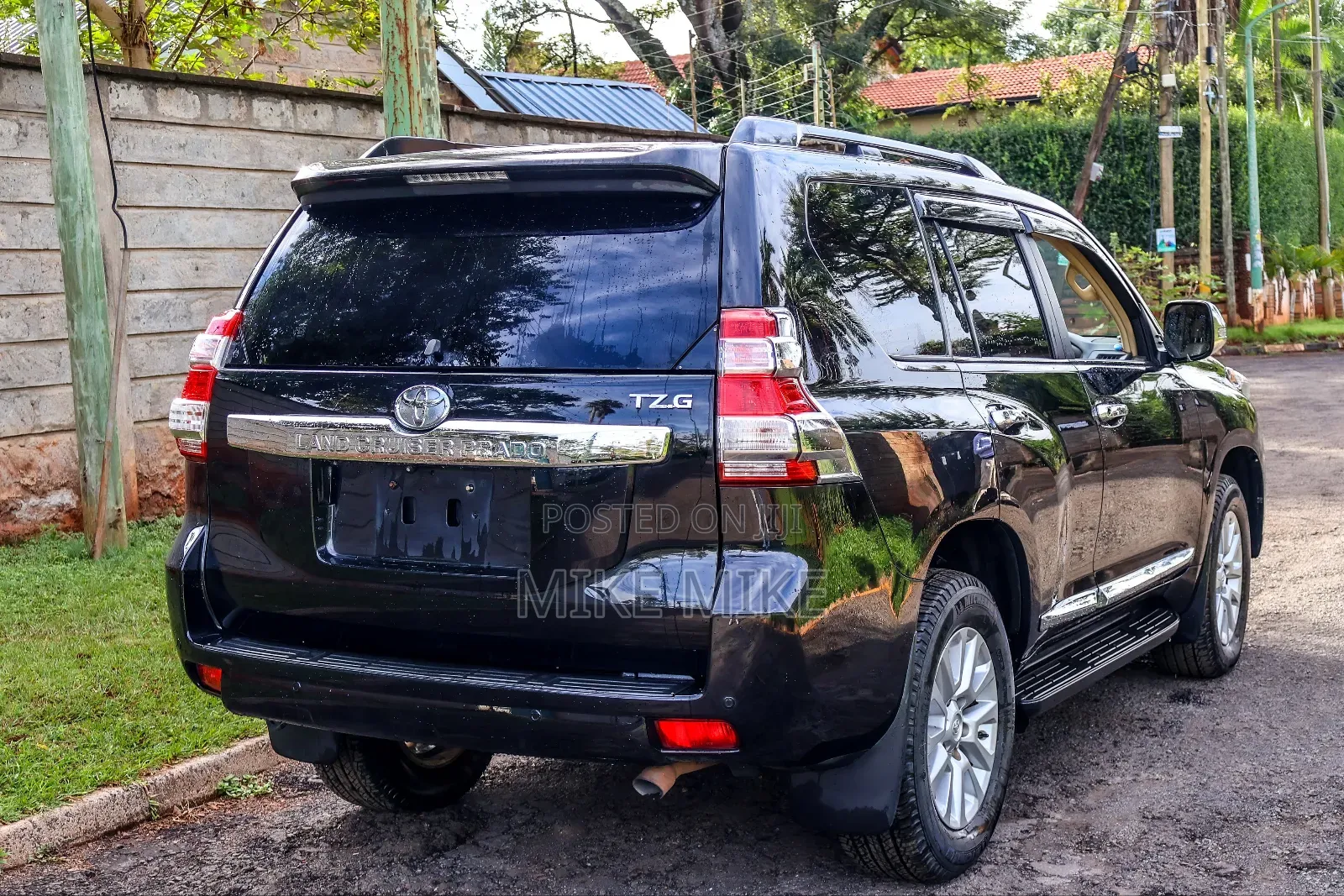 Toyota Land Cruiser Prado 2.8 D-4D 2015 Black