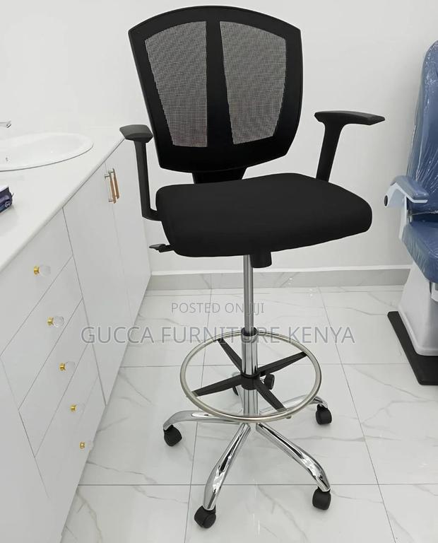 Executive High-back Cashier Mesh Office Chair - thumbnail 2