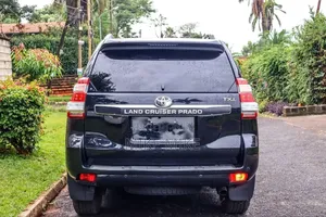 Toyota Land Cruiser Prado 2.8 2017 Black