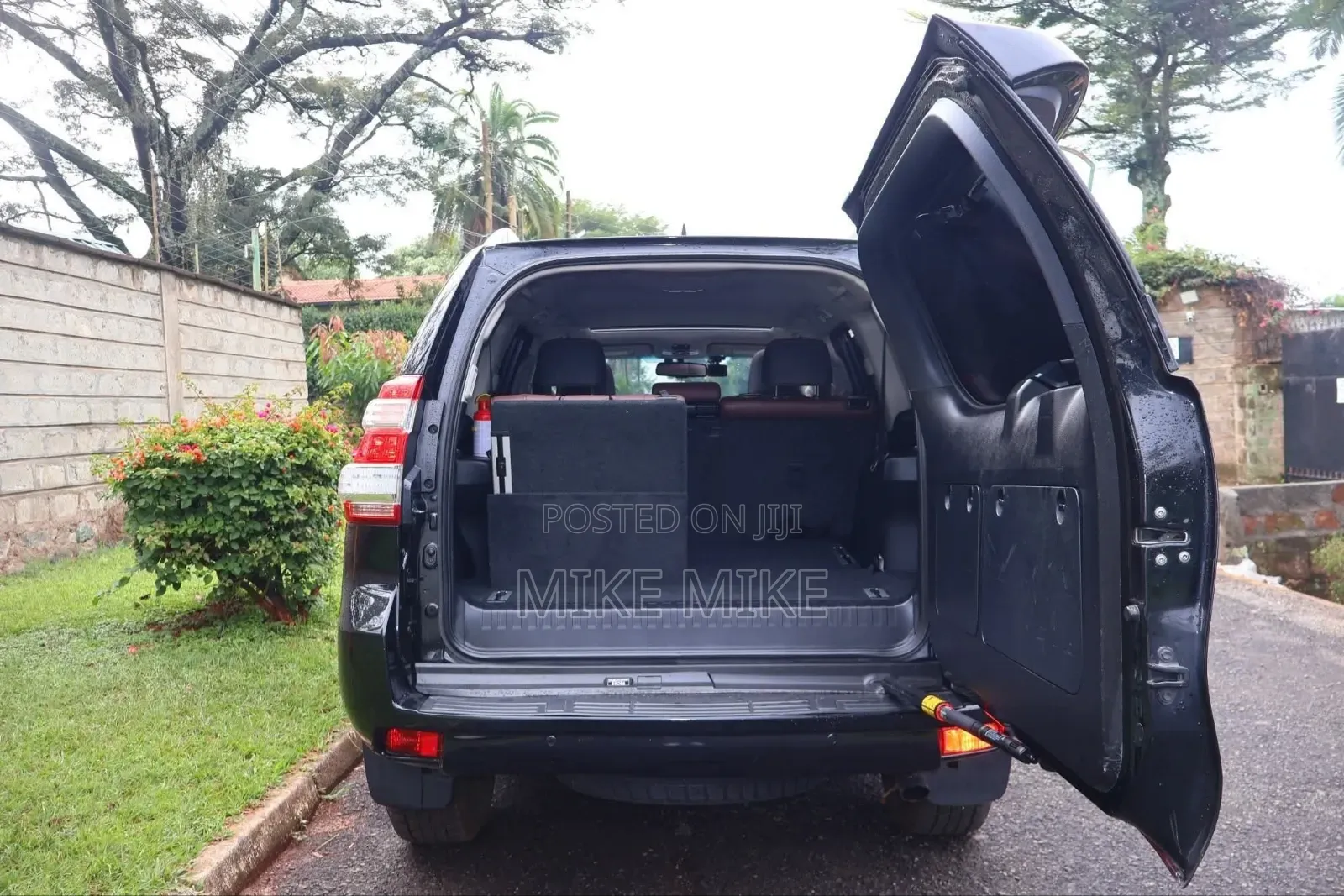 Toyota Land Cruiser Prado 2.8 2017 Black