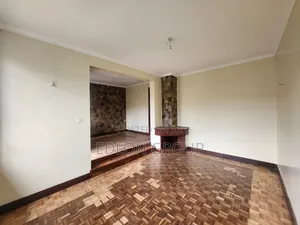 4bdrm Maisonette in Zimmerman for sale