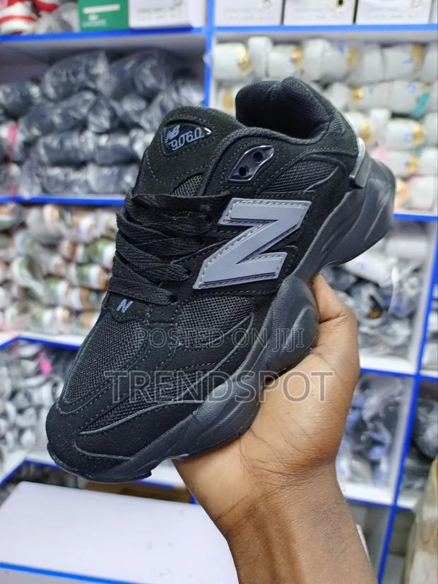 New Balance 9060 - main view