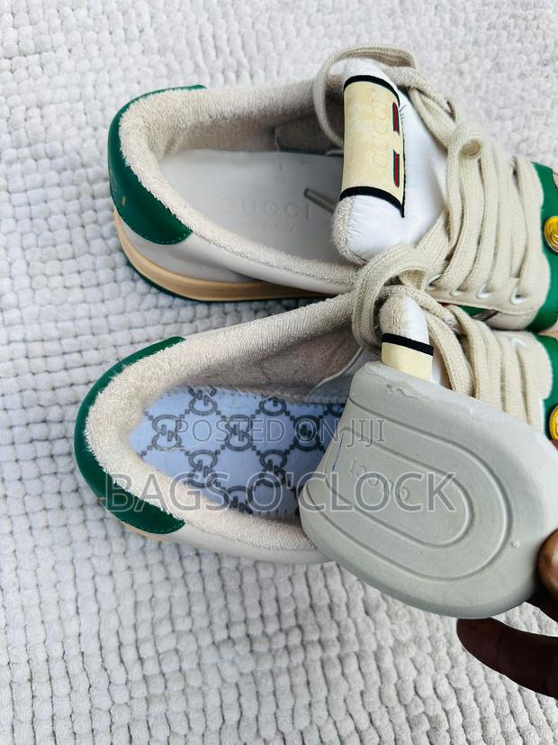 Authentic Gucci Screener Gg Canvas Sneakers - Men's/Women's