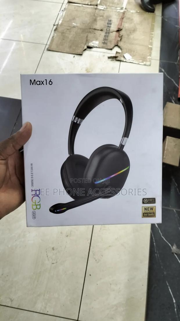 Max 16 RGB Wireless Headphones With External Mic - thumbnail 4
