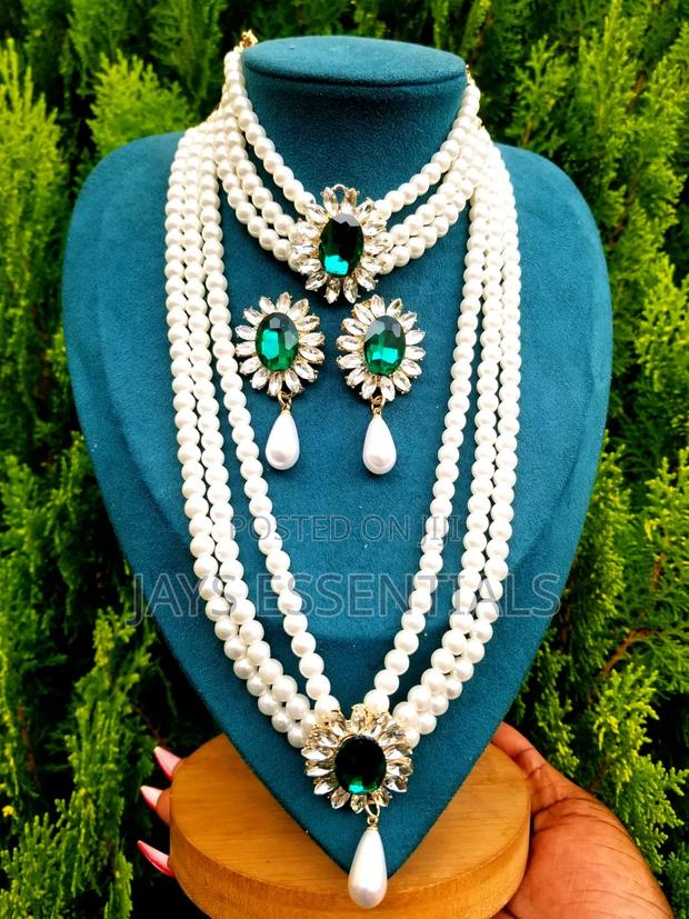 Elegant Pearl Jewelry Sets - thumbnail 3