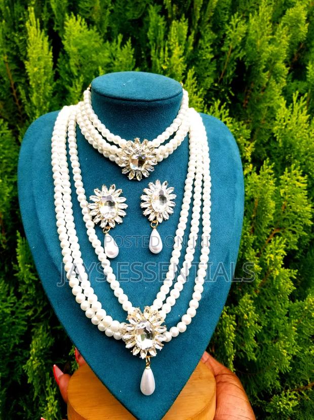 Elegant Pearl Jewelry Sets - thumbnail 11