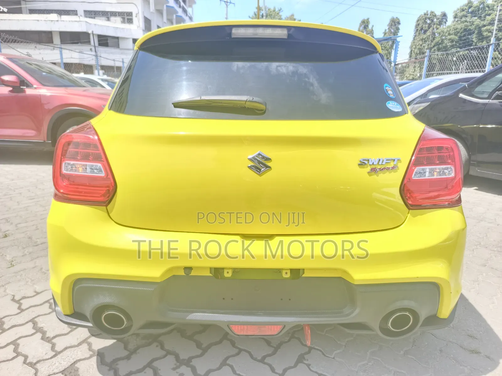 Suzuki Swift 2019 Yellow