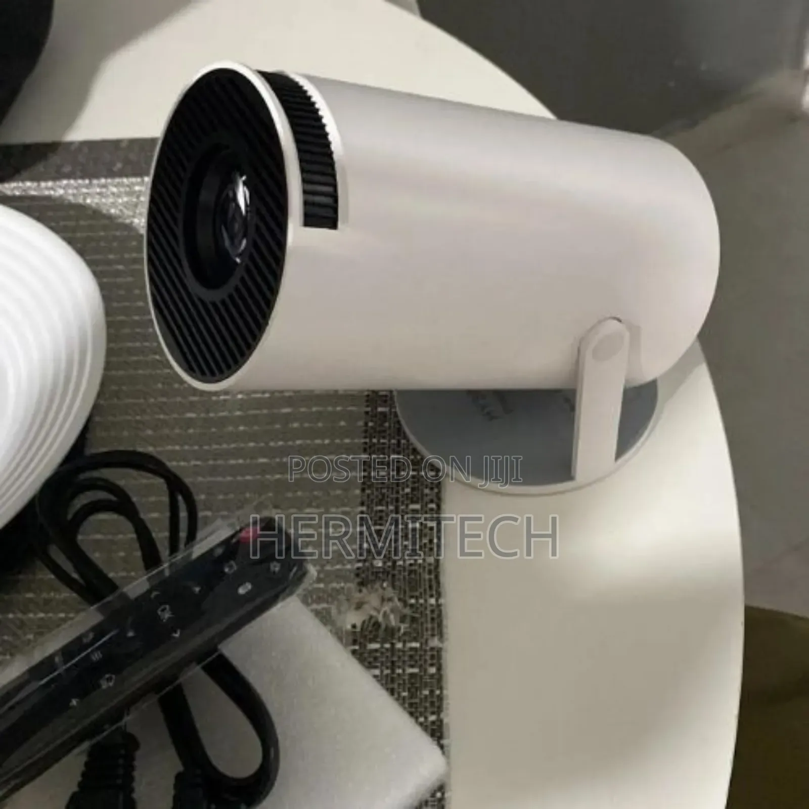 Ultra Hd Projector With a Display of 130 Inches Available