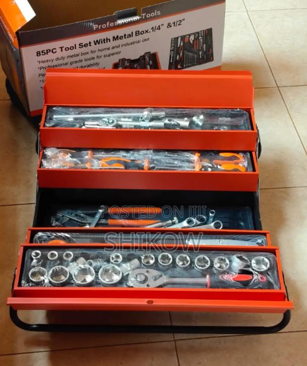 85-Piece Professional Tool Kit