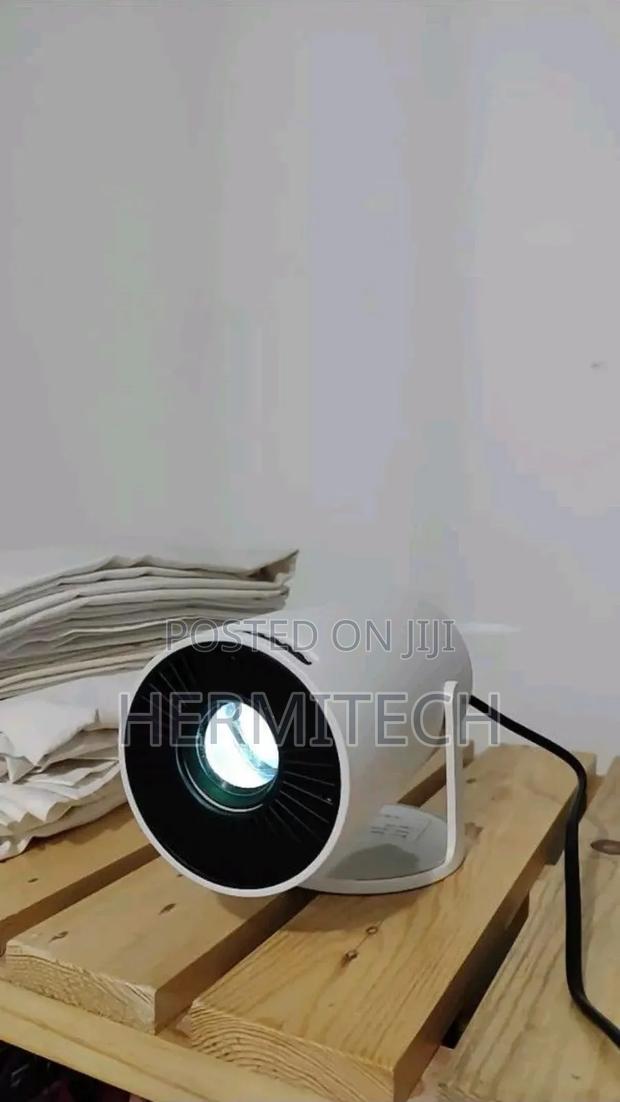  Resolution Projector Wifi Enabled With in-Built Speakers