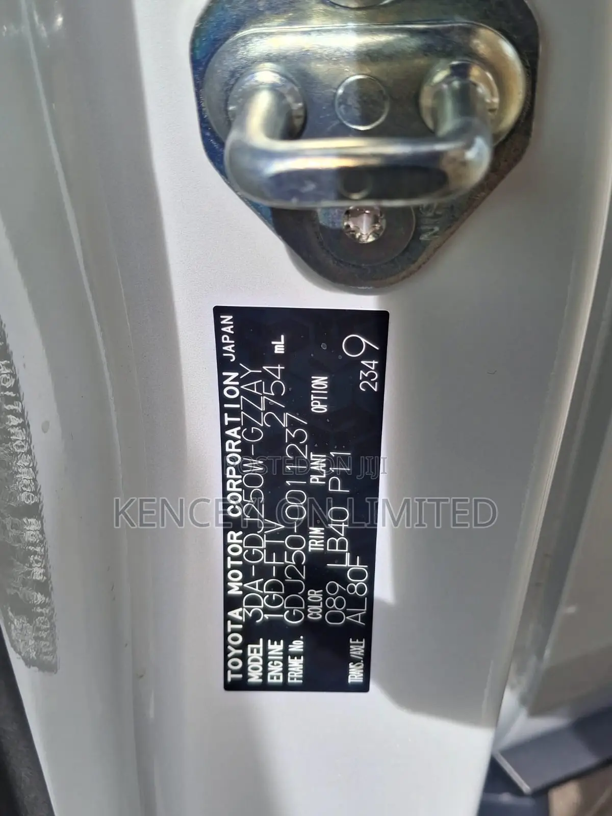New Toyota Land Cruiser Prado 2.8 2024 White