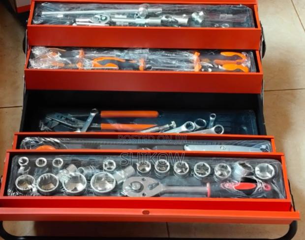 New and Durable 85pcs Automotive Tool Set