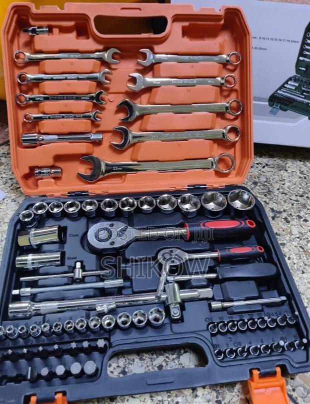 82pcs Socket Wrench Set – Complete Repair Solution