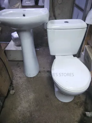 Set Package of Toilet Seats and Washhandbasins Plus Pedestrial Stands