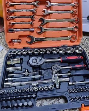 82pcs Socket Wrench Set - thumbnail 2