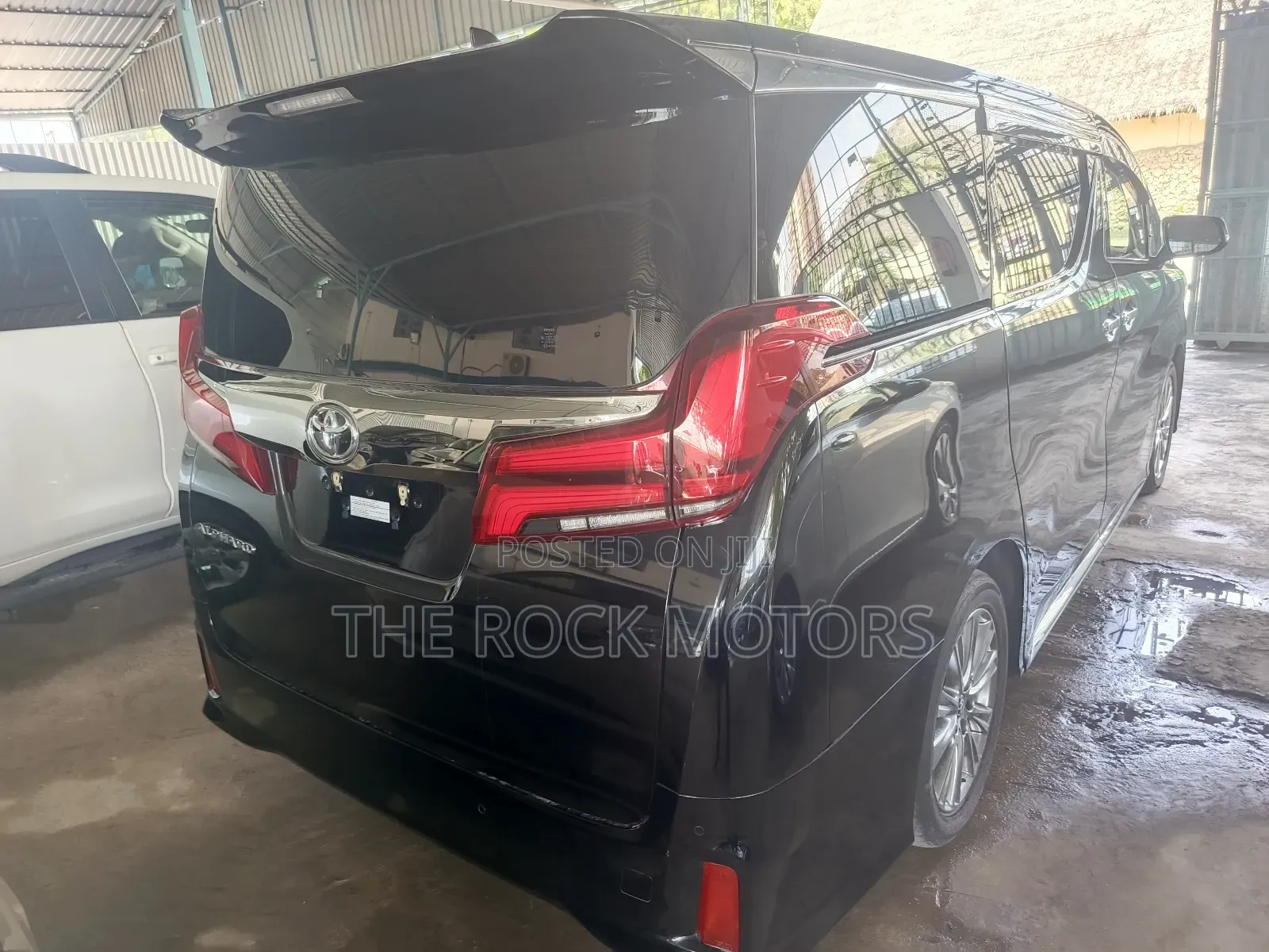 Toyota Alphard 2020 Black