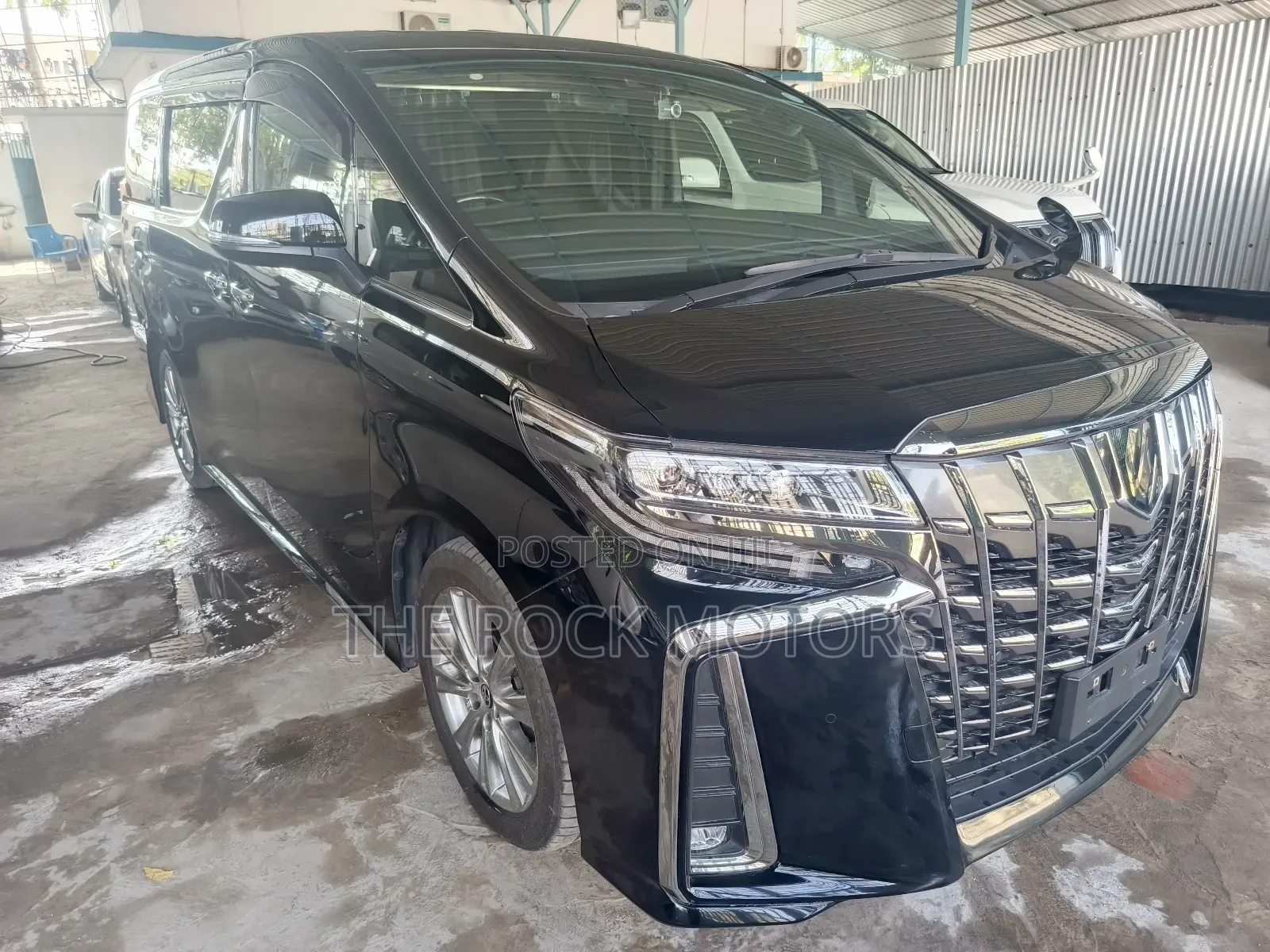 Toyota Alphard 2020 Black