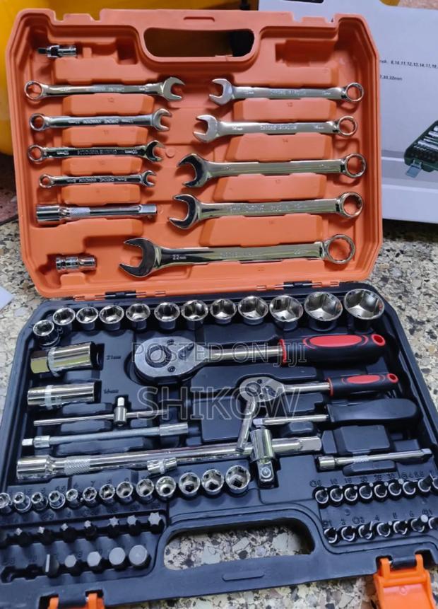 Automotive 82 Pieces Socket Set - main view