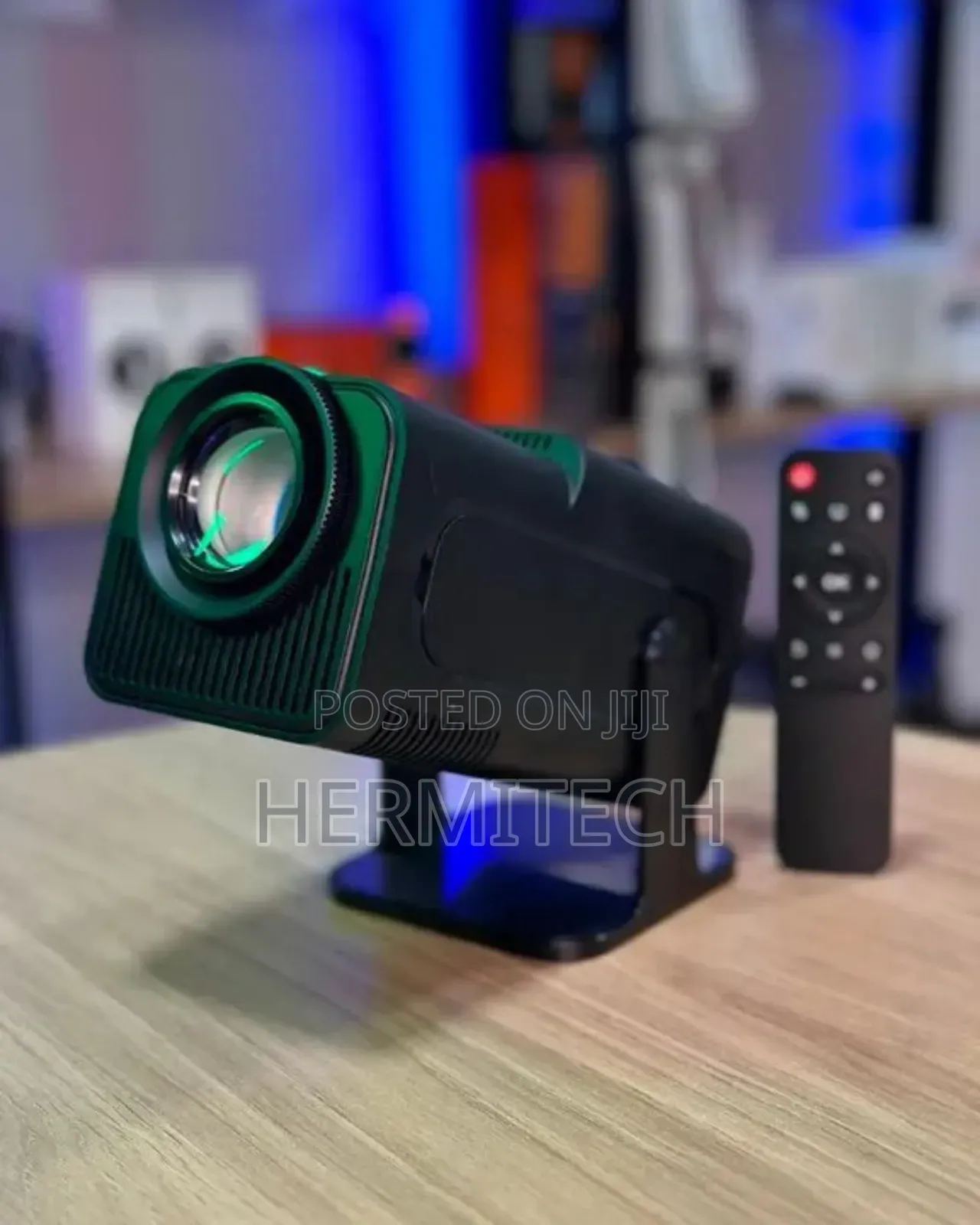 Hy320 With Resolution Display of 130 Inches Available