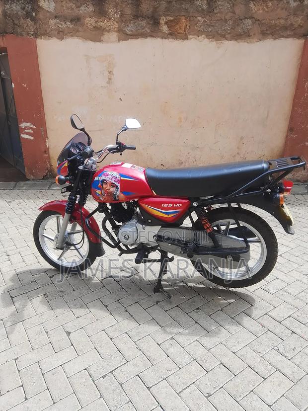 Bajaj Boxer 125 2026 Red - thumbnail 2