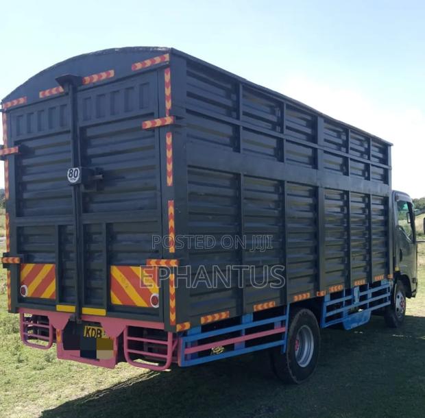 Isuzu Elf 2013 - thumbnail 5